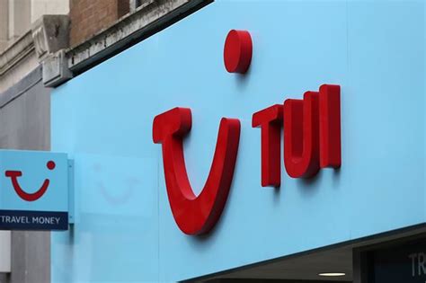 Tui to offer holidaymakers to green list countries £20 Covid tests